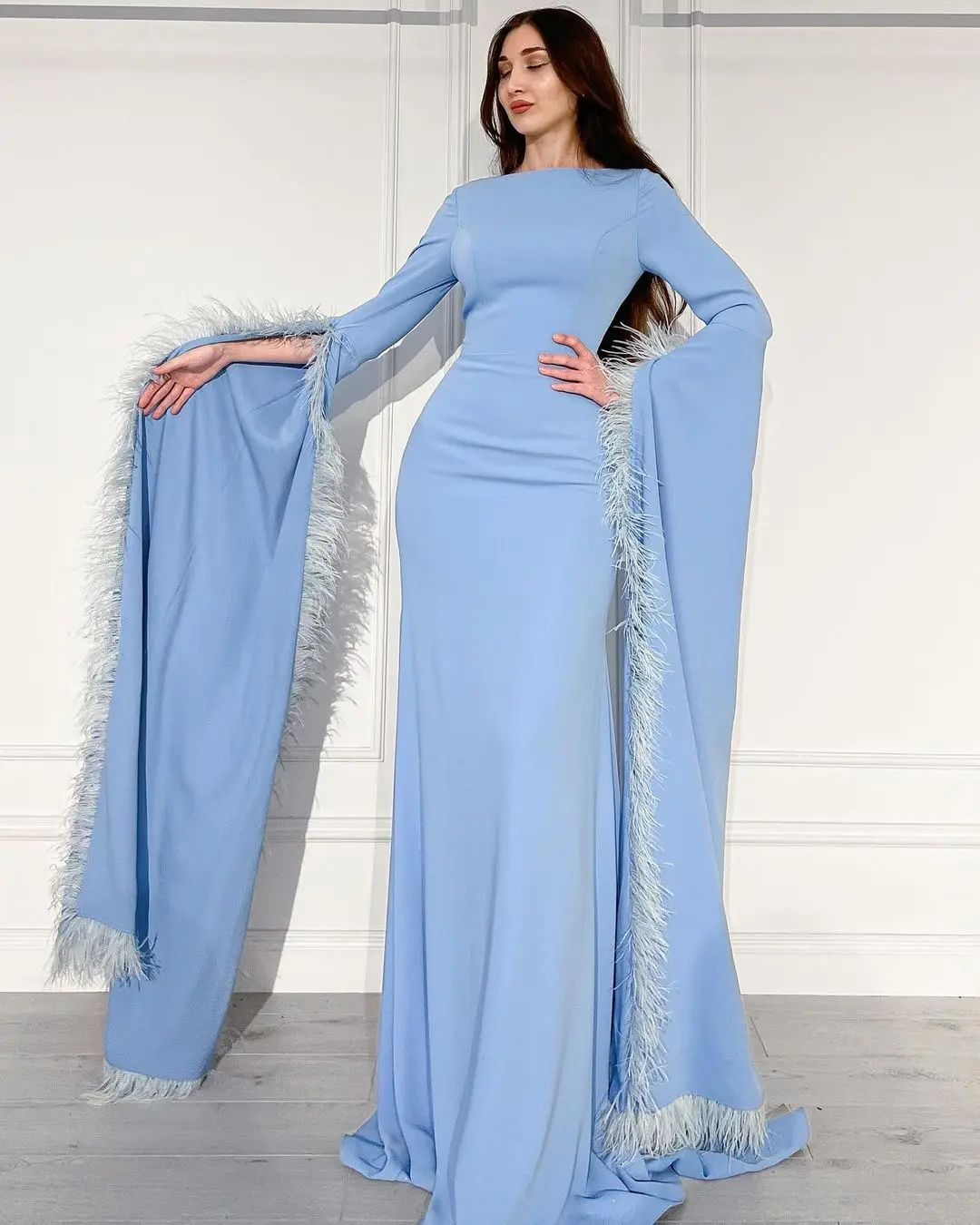 

Santorini Formal Occasion Dresses Crew Neck Evening Dress Feathers Long Sleeves Prom Party Zipper Back Birthday Evening Gowns