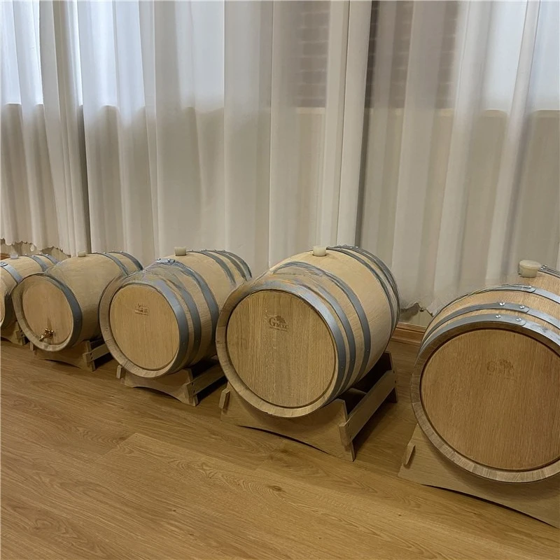 Oak barrel wine wine packaging wooden barrels, oak barrel storage cabinets, French oak barrels