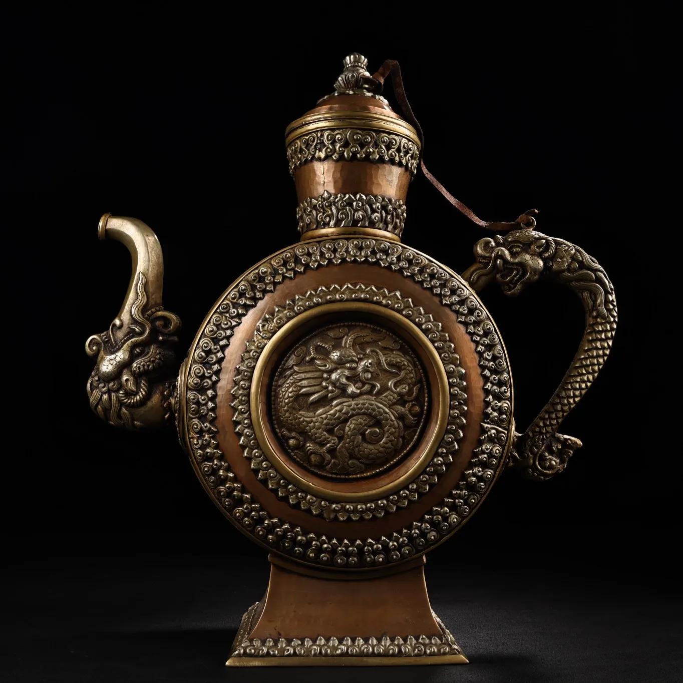 

18"Tibetan Temple Collection Old Bronze Gilded Silver Relief Dragon statue handle hidden Pot Ghee Teapot Flagon Ornament