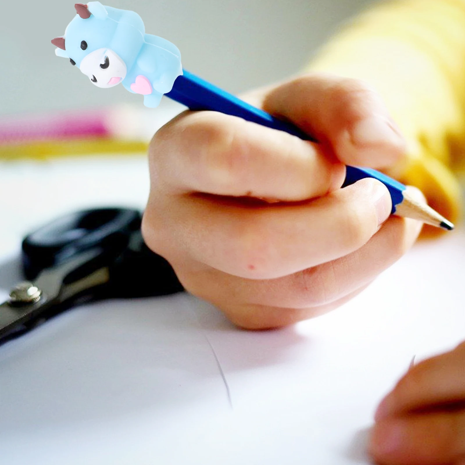 

12pcs Cute Silicone Animal Extenders Cartoon Pencil Caps Flexible Writing Protection Decorative Pencil Topper Supplies For