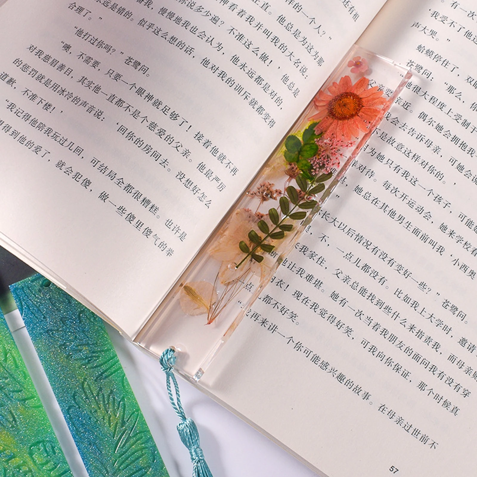 

1 set Bookmark Mold Set DIY Resin Crafts Reusable Silicone Molds Cat Paw Heart Flower Shape Bookmarks Making Supplies Student