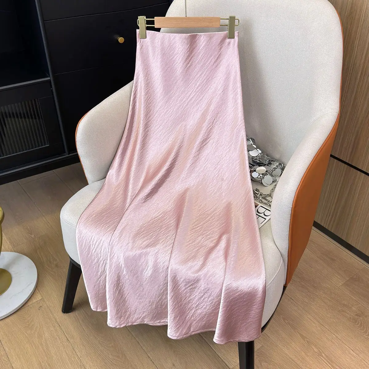 

Elegant High Waist Satin Fishtail Skirt for Women Summer 2026 Fashion Temperament Elastic Waist Skirt Korean Style Black Skirt