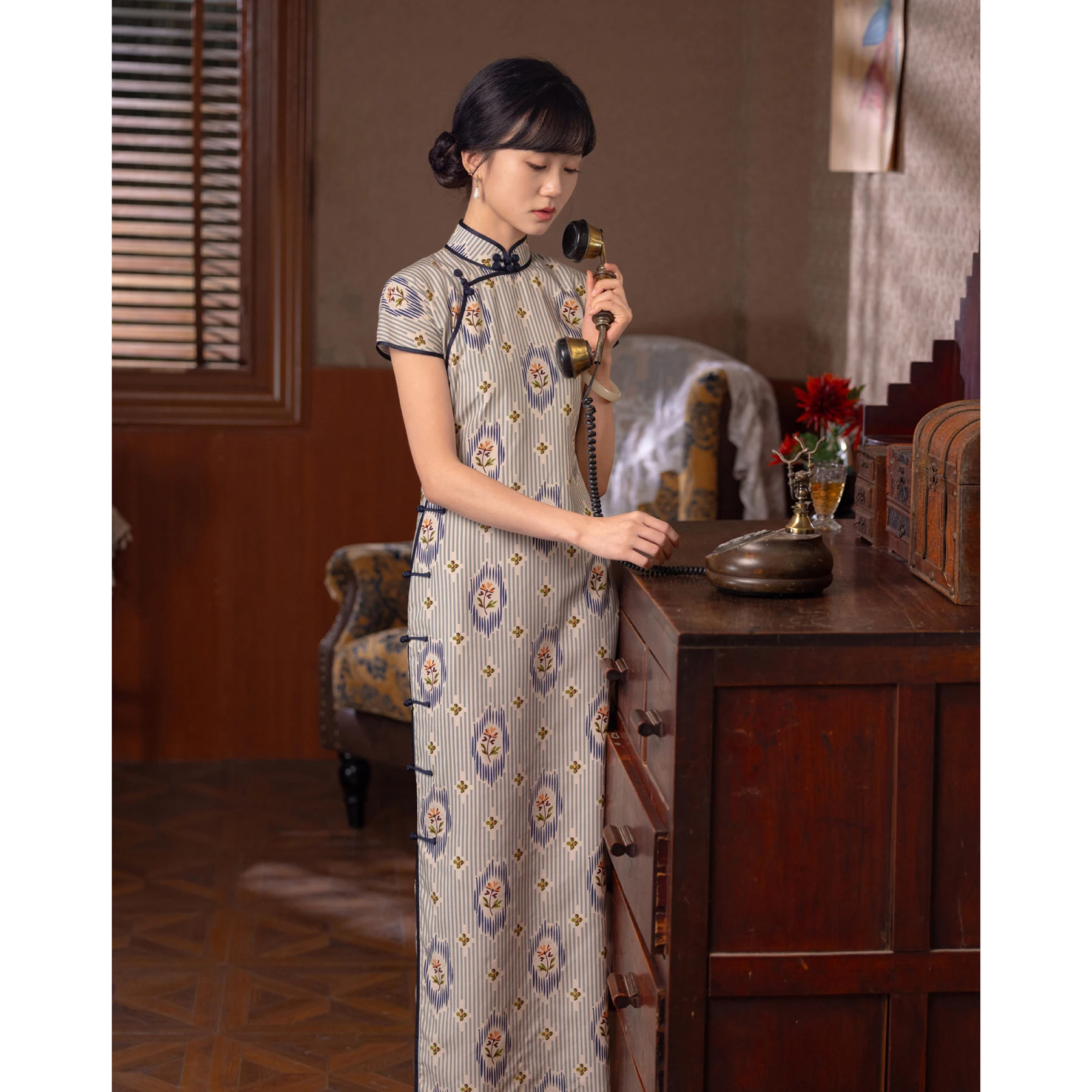 

HuaNong Ретро-стильные дышащие традиционные туфли в стиле Республики Китай с плоским узором для молодежи на каждый день и для поездок на работу