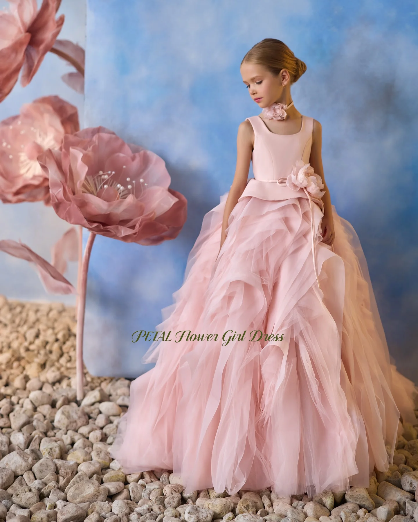 Petal Scoop Neck Girls Party Dress with Layers Princess Gown with Flower Fluffy Ball Gown for Kids Lace Up Back Girls Customized