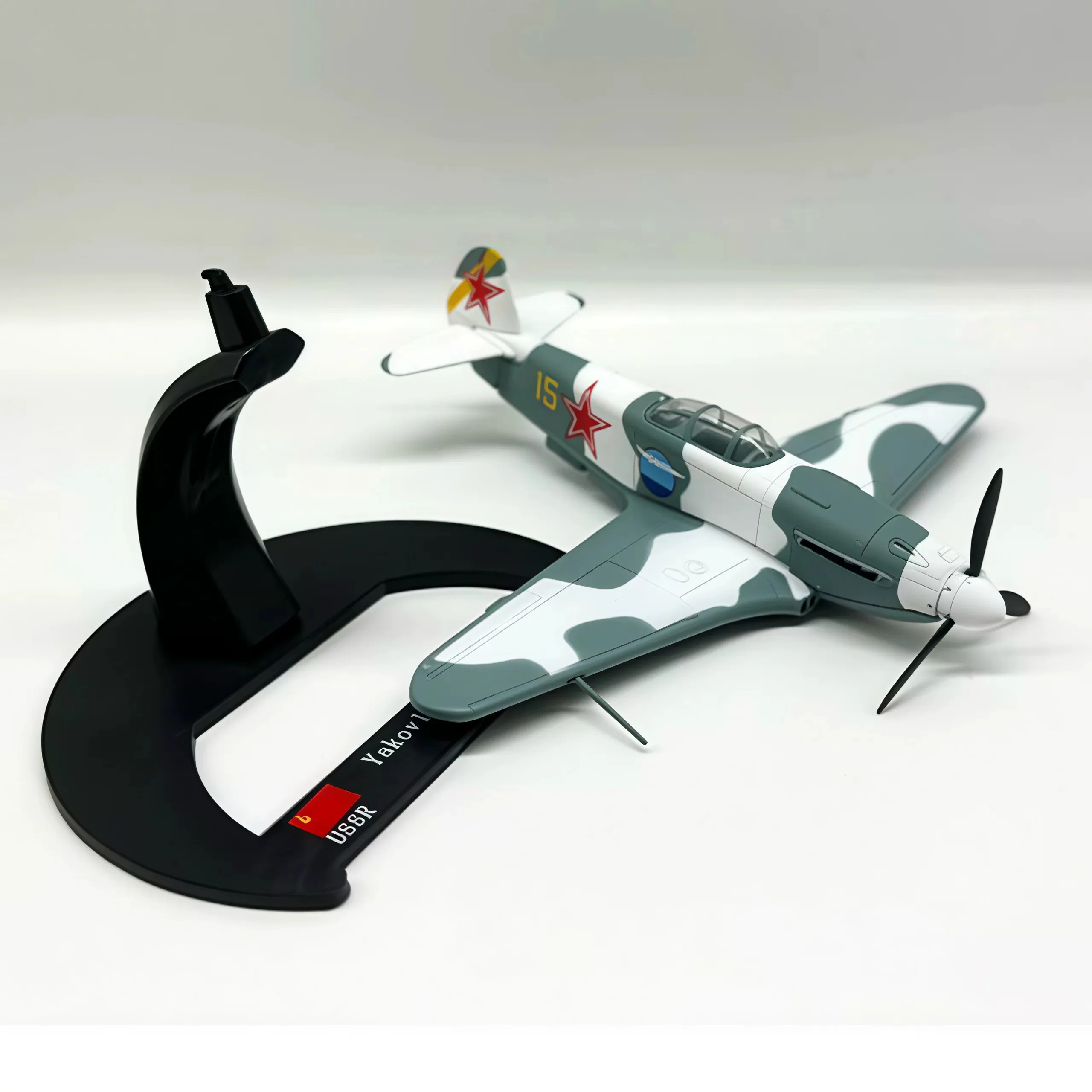 1:72 Scale Soviet Yak-3 Fighter Alloy Airplane Models Diecast Aircraft Classic Finished For Military Enthusiast Souvenir Display