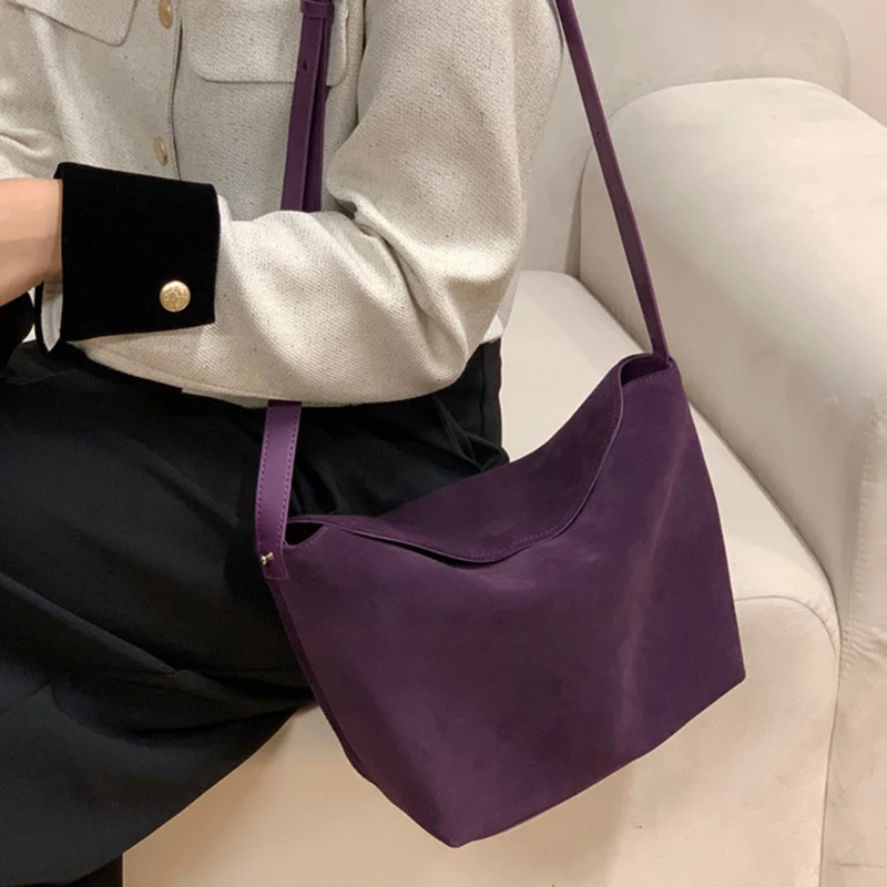 Imagem -03 - Formeki-bolsa de Couro Genuíno para Mulheres Bolsala Retrô Bolsa de Ombro Grande Capacidade Ins Moda Novidades