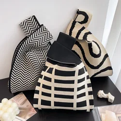 Women'S Knot Wrist Bag Handmade Knitted Bag Portable Mini Striped Tote Bucket Phone Bags Large Capacity Autumn Winter Handbags