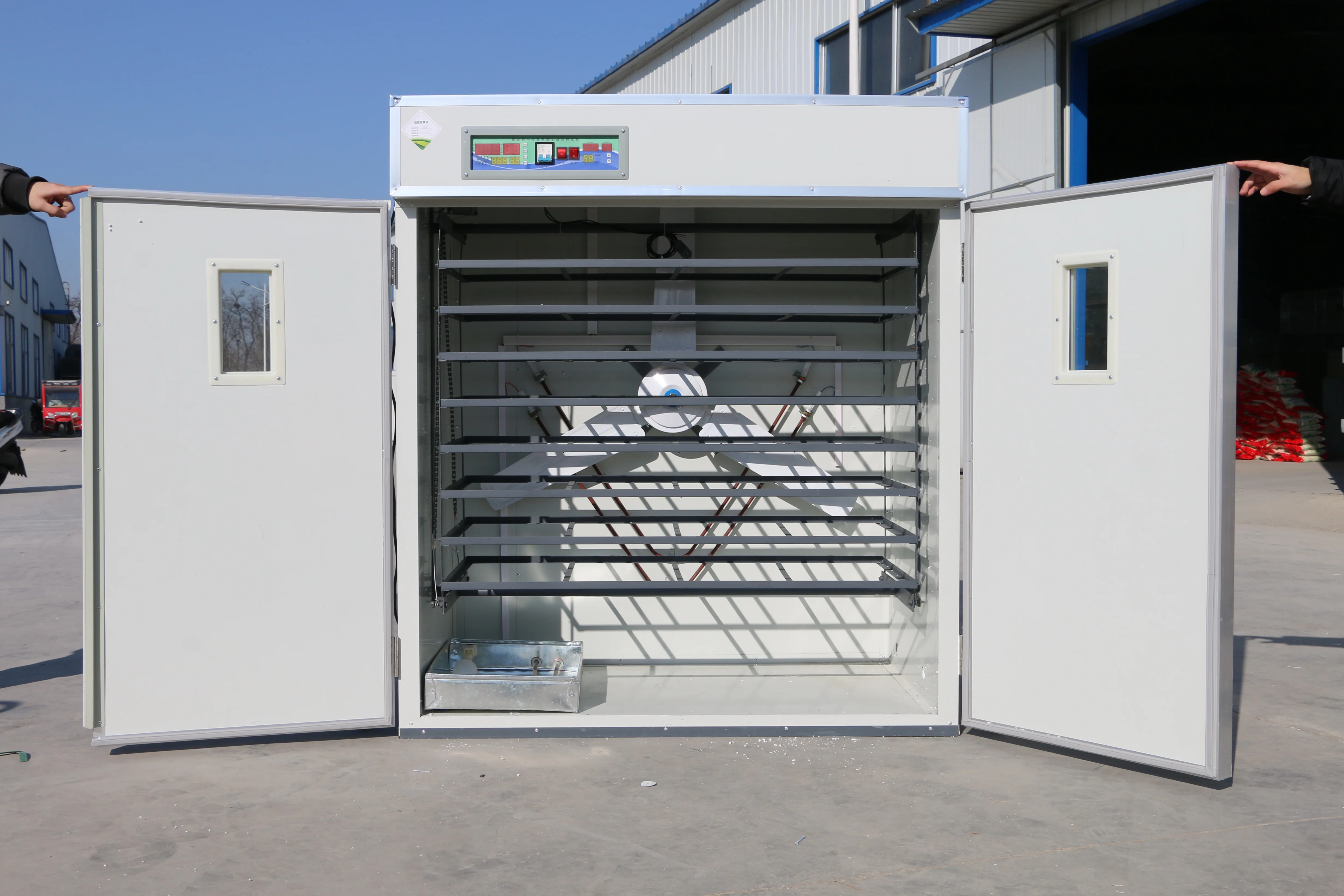 Industrial Incubateur Automatic Setting 2000 Chicken Eggs 1500 Duck Egg 5000 Quail Eggs Incubator HJ-I12 view 5