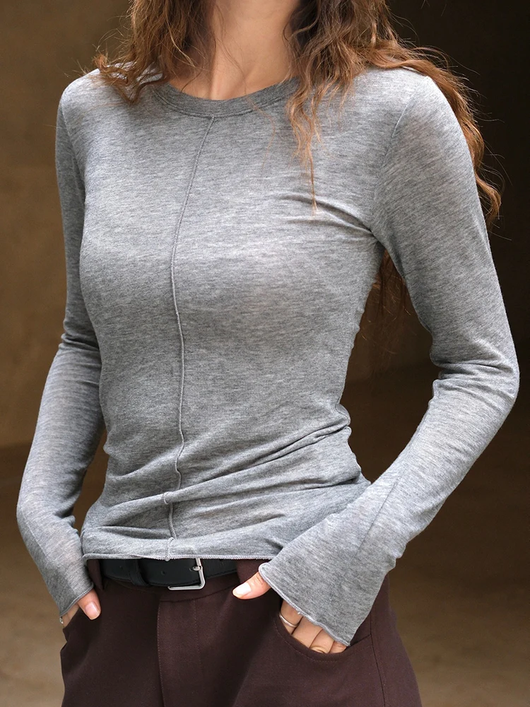 [EAM] Women Black Gray Brief Soft Slim Plain T-shirt New Round Neck Long Sleeve Fashion Tide Spring Autumn 2024 1DH7050