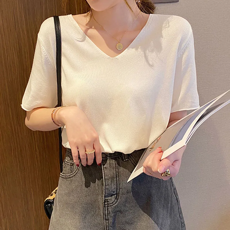 

Sweaters V-Neck Knitted Sweater Women Pullovers New Short Sleeve White Knit Sweater Pullover Women Tops Sueter Feminino Q3450