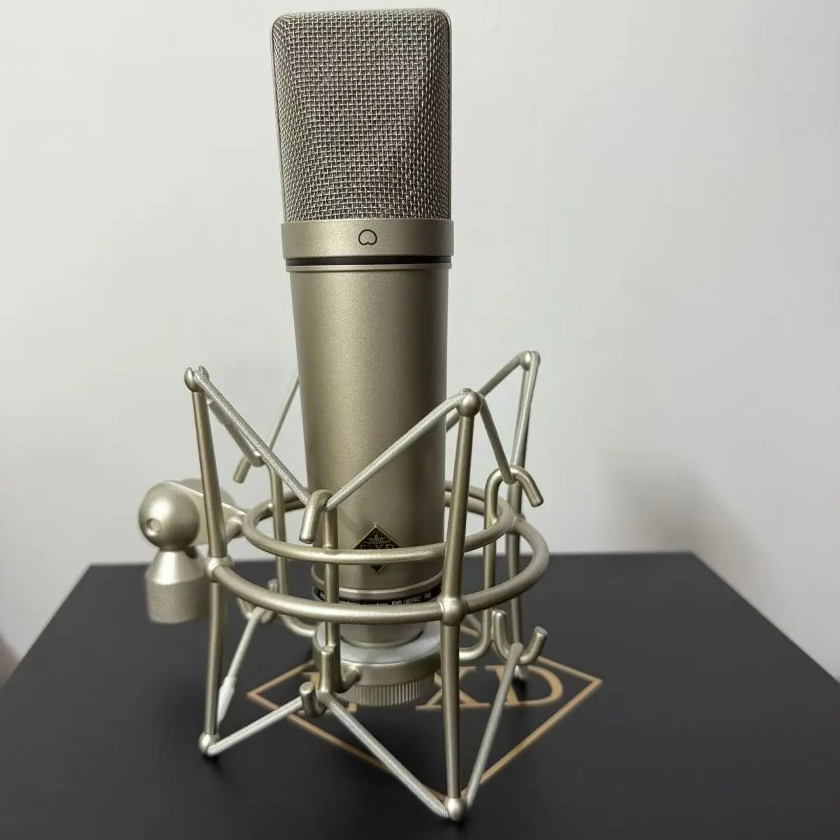 E-XD U87PRO Studio Condenser Mic 34mm Gold Diaphragm Cardioid 48V