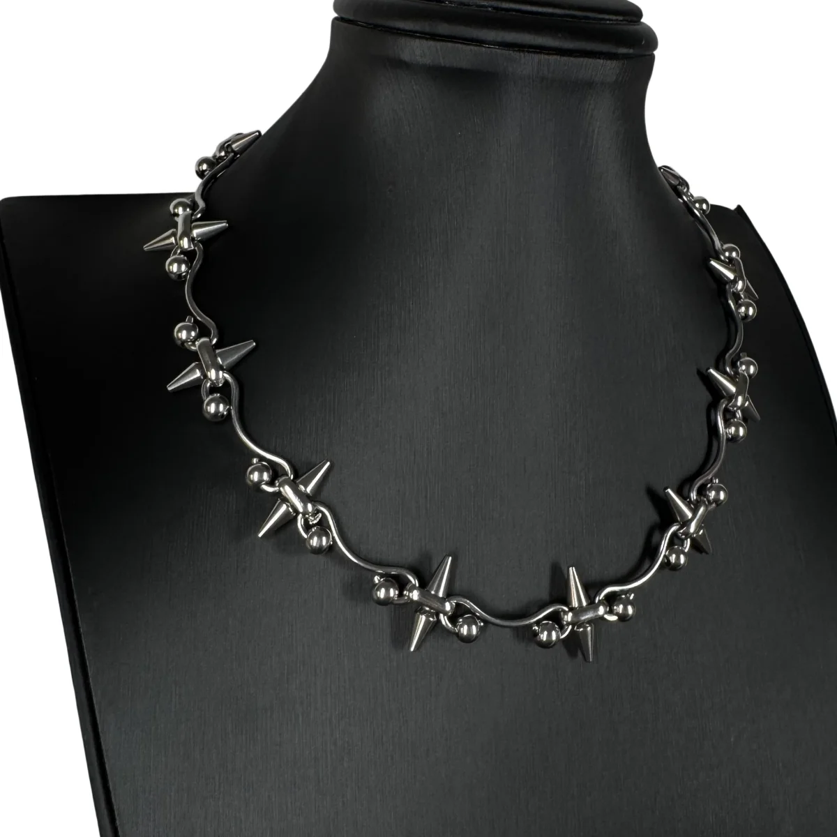 Personalisierte Rock-Halskette im Punk-Stil mit Spikes, coole, trendige, handgefertigte geometrische Halskette, Gothic Y2K Charm-Accessoires – Detail 5