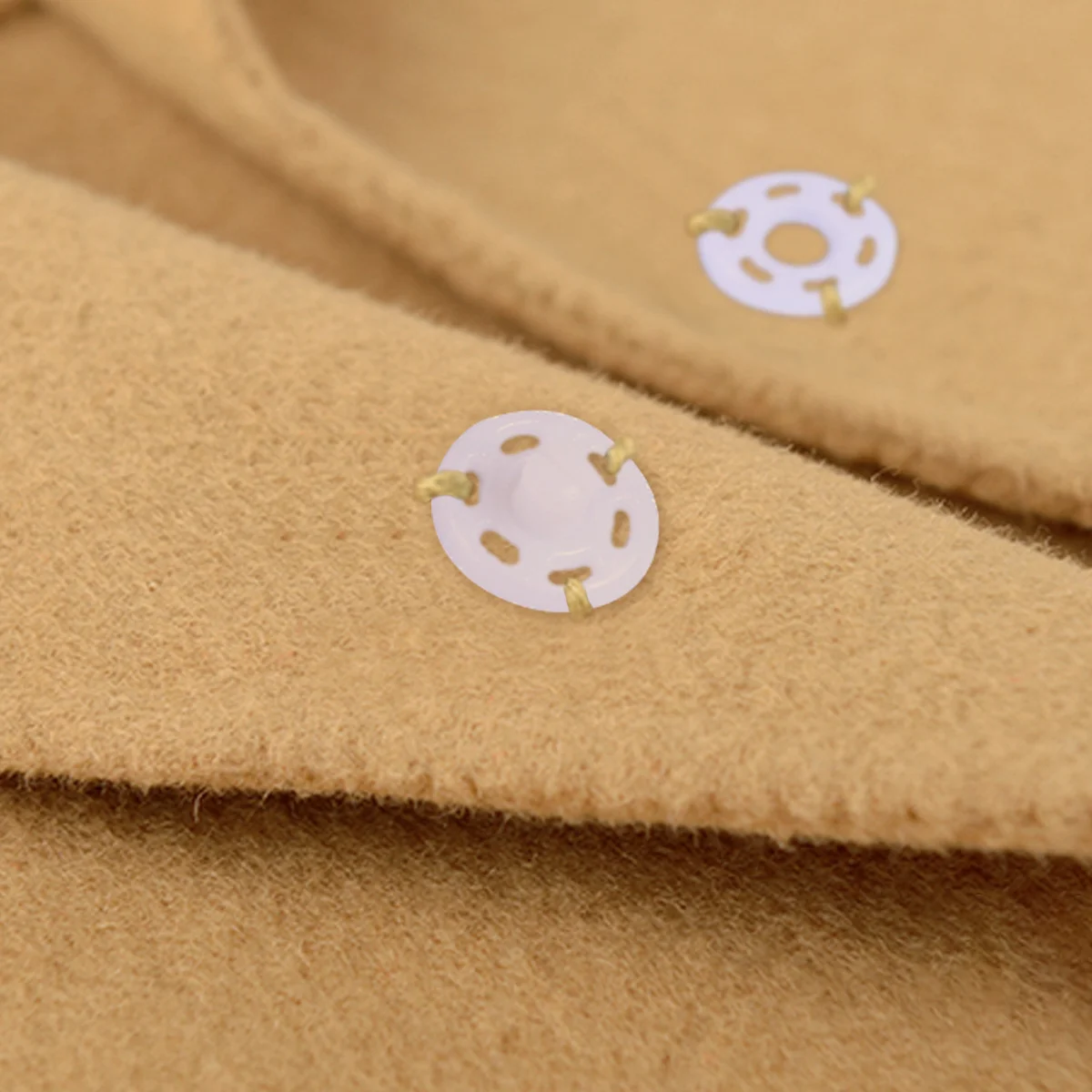 

2 Rolls Classic Snap Fastener Quilt Cover Snapper Press Buckle Invisible Belt Webbing Snap Button Curtain Buckles Sub-Female