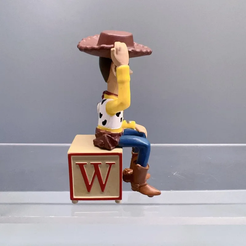 รูปปั้นวู้ดดี้จากดิสนีย์อย่างเป็นทางการ, ฟิกเกอร์ของสะสมจากเรื่องทอย สตอรี่, ของตกแต่งโต๊ะทำงานตัวละครจากแอนิเมชั่น, โมเดลฟิกเกอร์ตัวละครจากแอนิเมชั่น