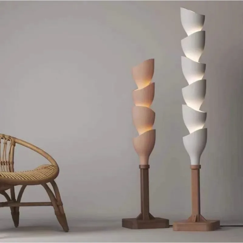 Hotel B & B model room bedroom sofa vertical floor lamp creative study decorative lamp