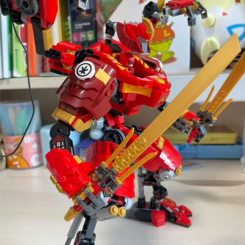 Ninja Series Red Dual Climber Blade Mech Robot Model Building 623PCS Blocks Toys For Adults Christmas Party Gifts Collecti - view 4