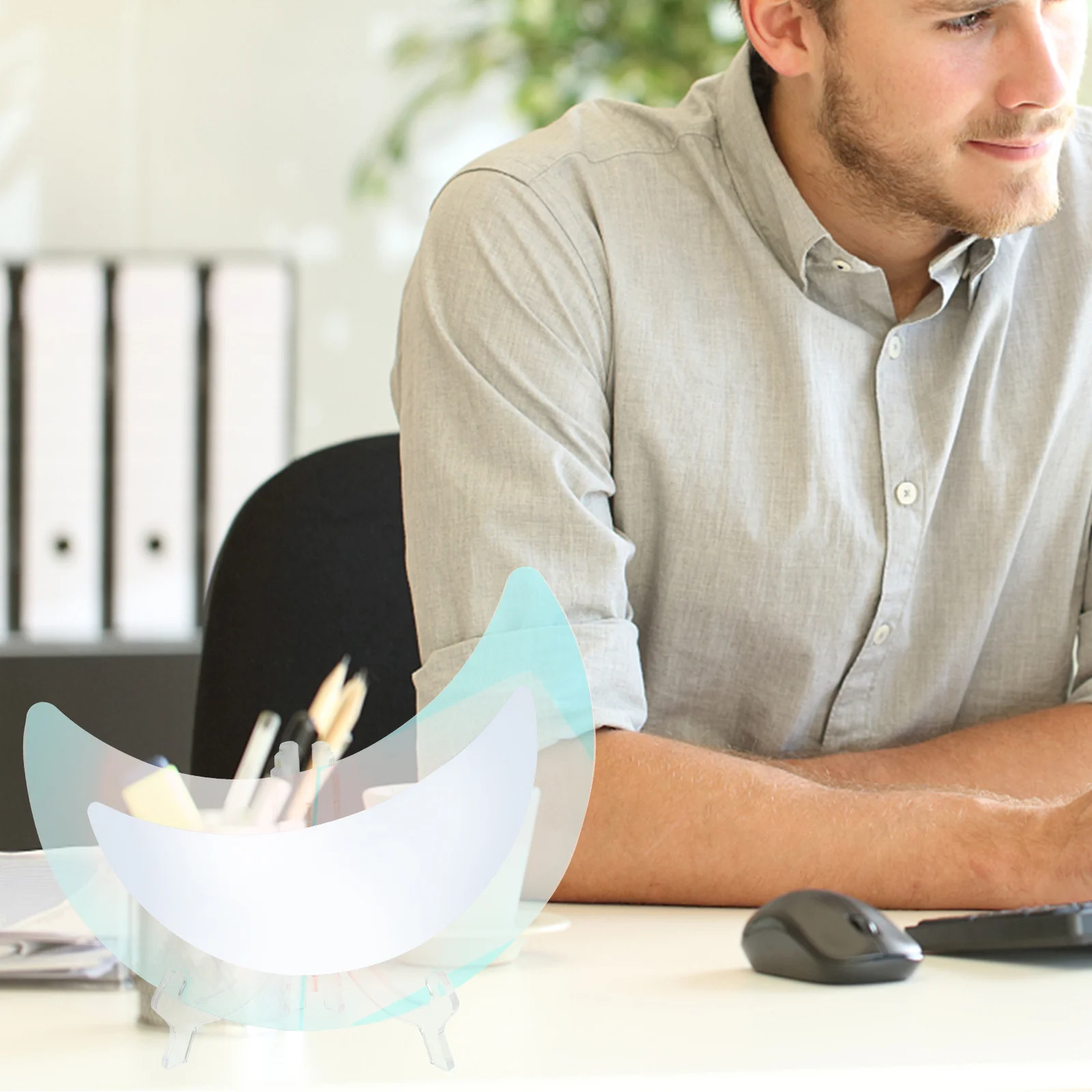 

Acrylic Moon Mirror Irregular Shape Tabletop Mirror Durable Stand for Bedroom Living Room Vanity Desktop Mirrors