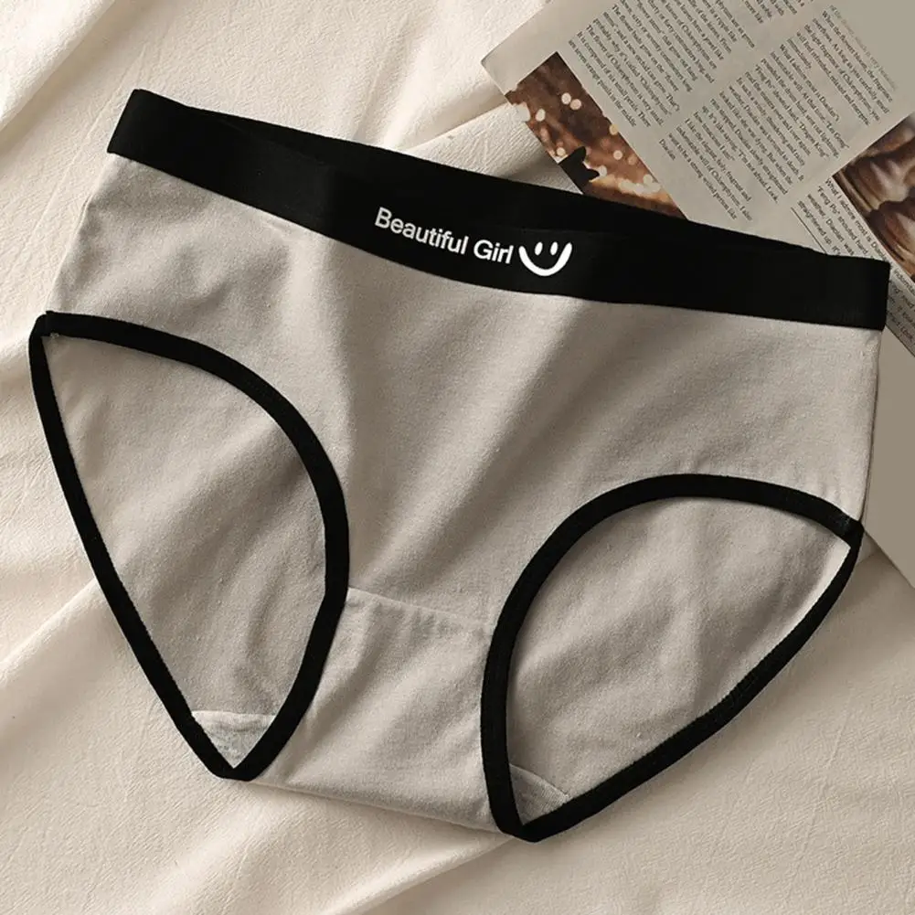 여성 팬티 일본식 여성용 매끄러운 중반 허리 팬티 대비 색상 문자 패턴 부드러운 통기성 여성용
