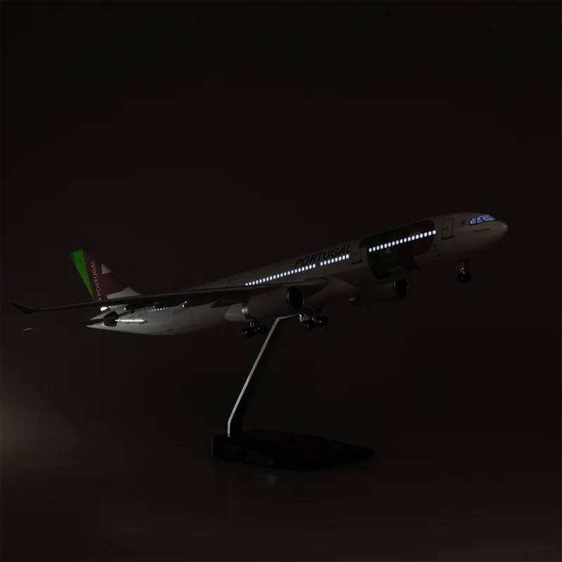 With Wheels And Lights 47cm Air Portugal Assembled Aircraft Model Passenger Aircraft Simulation Airbus 330 Display Gift Collecti