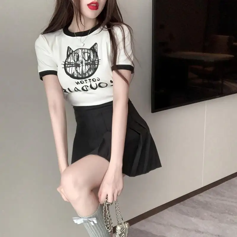 

Sweet Little Set of Women Wear White Short-sleeved T-shirt Pleated Short Skirt Pure Desire Wind Casual Spicy Girl Age Reduction