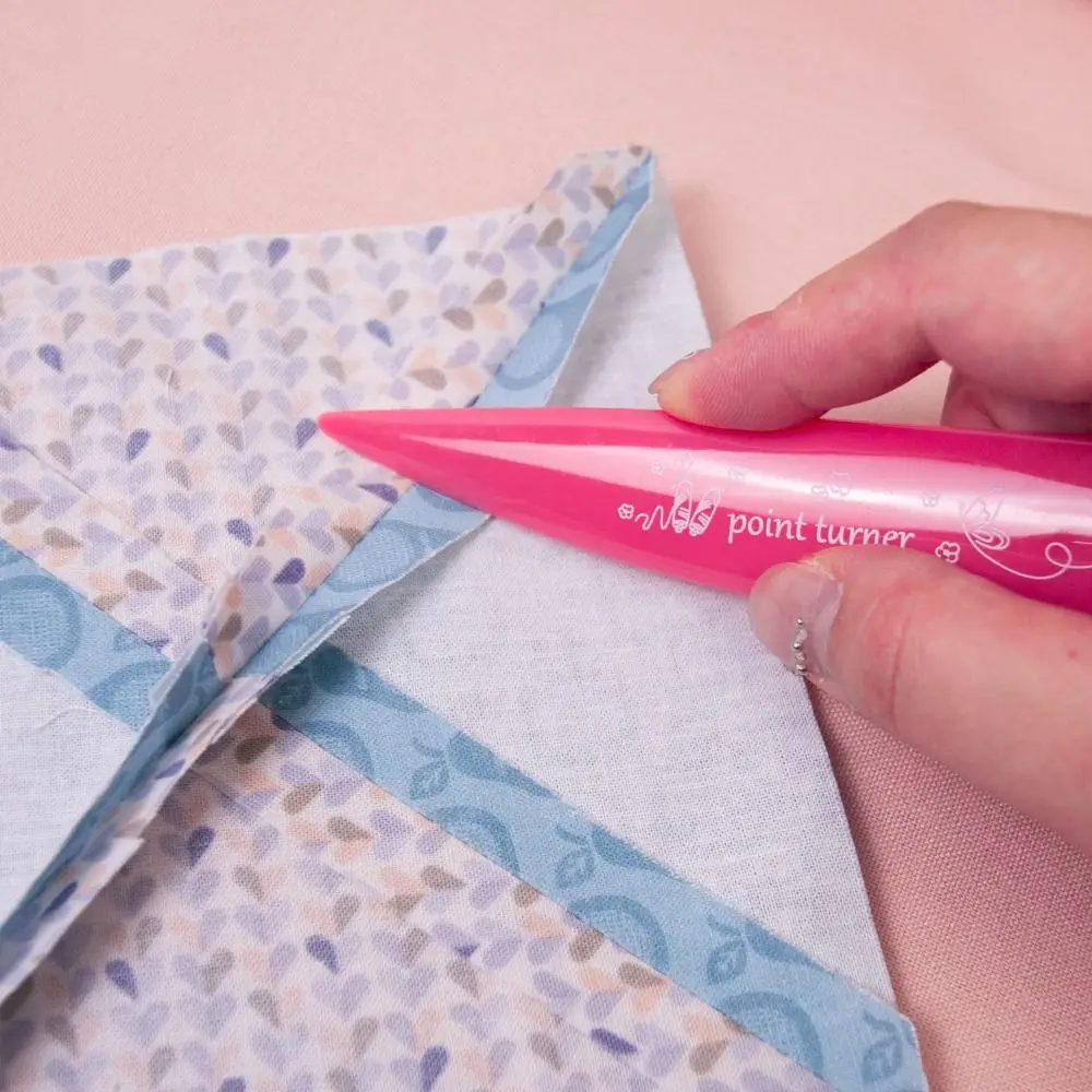 Portable 3-in-1 Tailor Fabric Markers Pink DIY Sewing Cloth Marker Mini Lightweight Sewing Edge Creases Tool Sewing Accessories