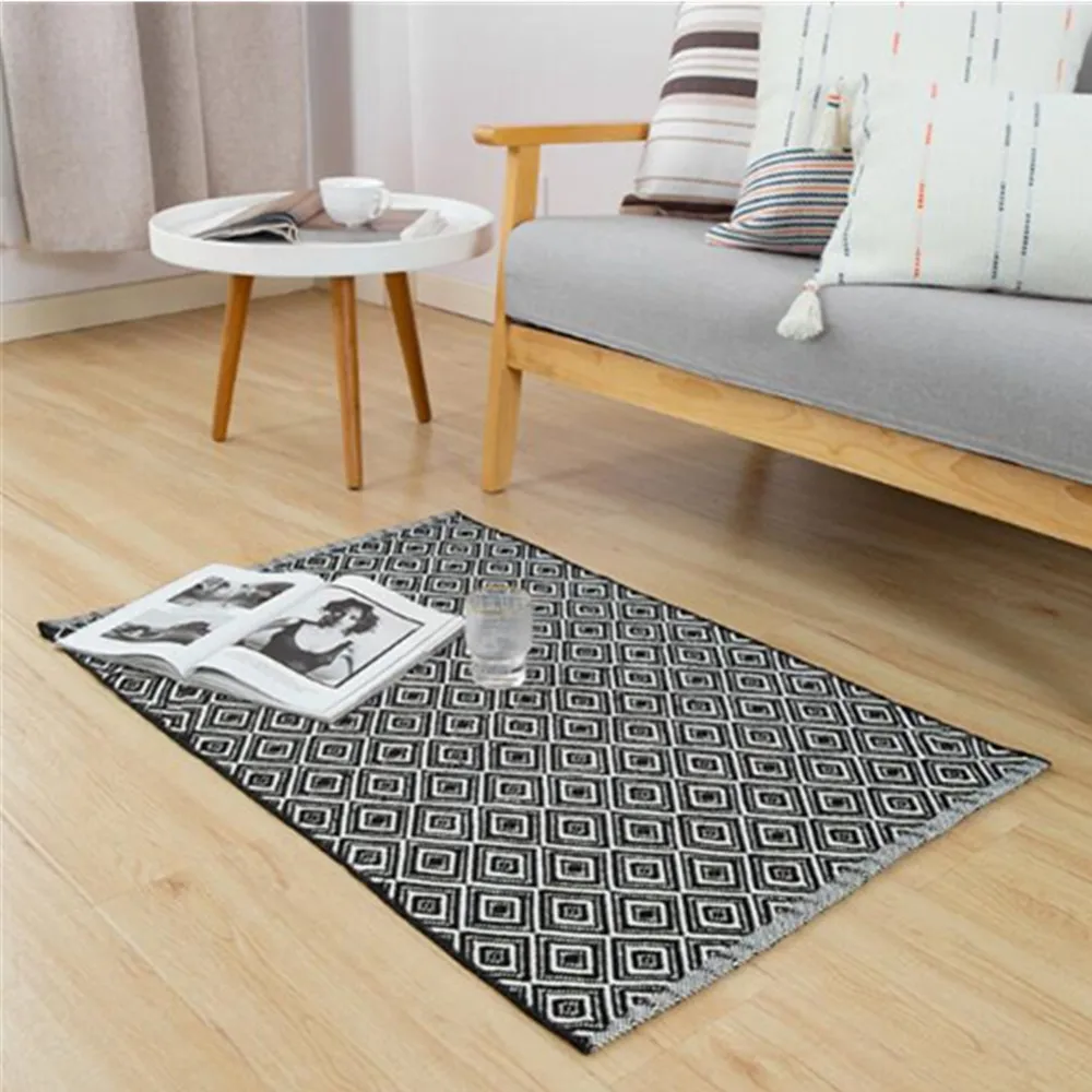 Nordic Retro Bohemian Hand Woven Cotton Linen Carpet Kilim Geometric Floor Bedside Rug Mat Living Room Bedroom Carpet Home Decor