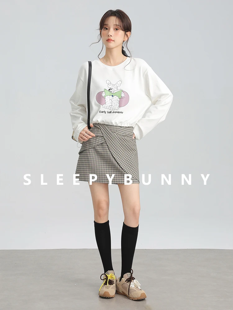 

Cute Casual Loose Crewneck Printed Sweatshirt Autumn Long Sleeve Drop Shoulder Pullover Top Women Youthful Playful Warm Outfit