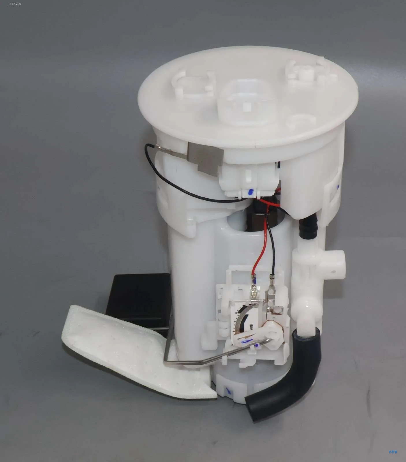 Fuel Pump Assembly 77024-42020 Is Suitable for Toyota 01-05 Imported Rav4 Single Pipe Model
