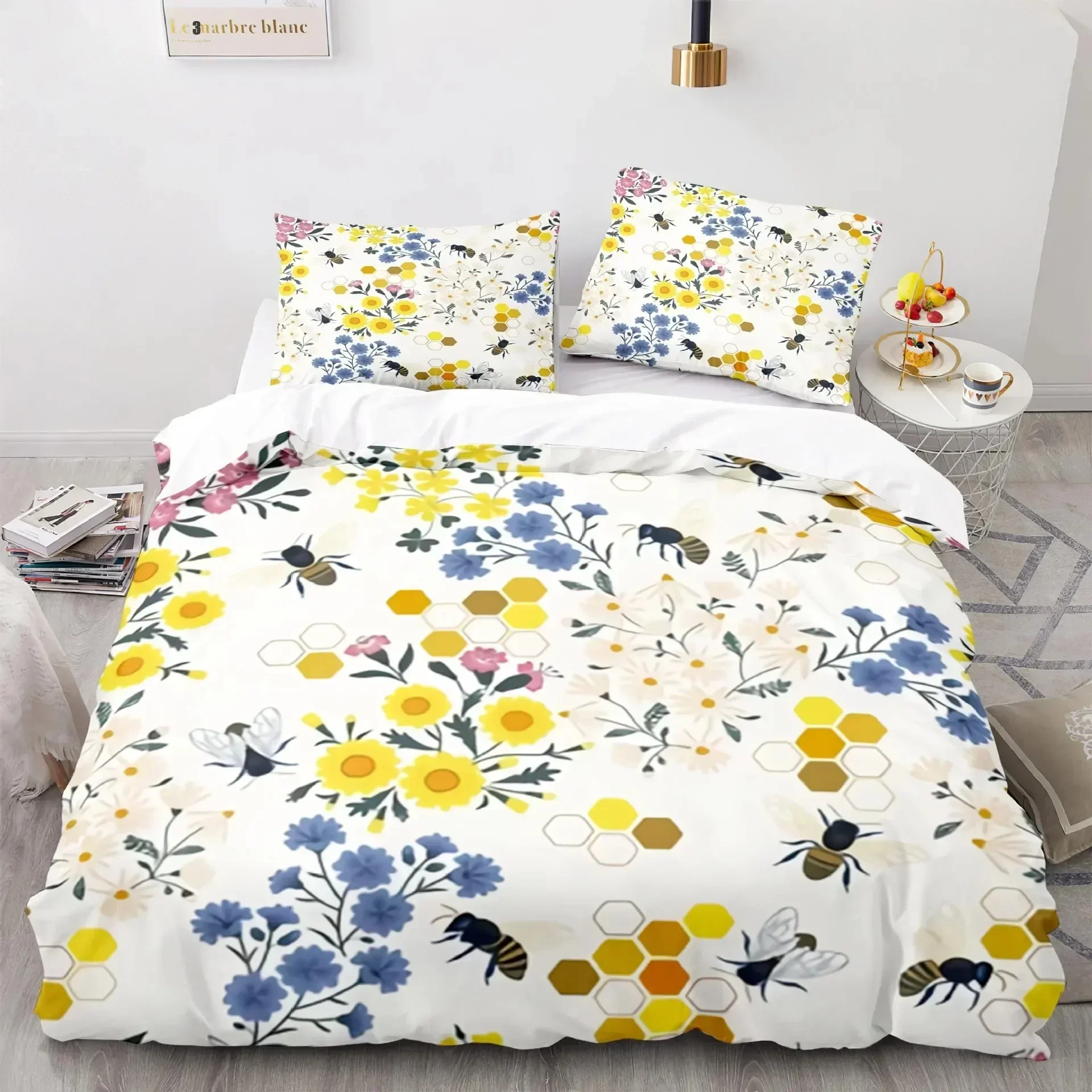 

Honey Bee Duvet Cover Set, Black White Printing 3 and Piece Bedding Set, Twin Full Queen King Size Crown Quilt Cover
