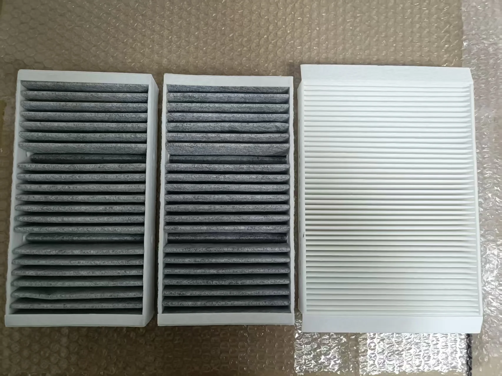 

Cabin Filter For 2015-2018 Mercedes Benz GLE W166 250d 350d 300 400 500 450 AMG 43 63 1668300318 1668300218