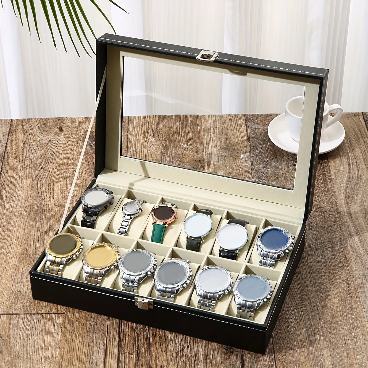 Jewelry Box That Holds Watches - صندوق تخزين ساعات من الجلد الصناعي