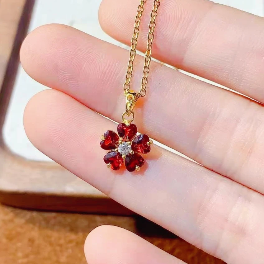 Jc Jewelry & Watches Photos - Натуральный кулон из пиропового граната с
