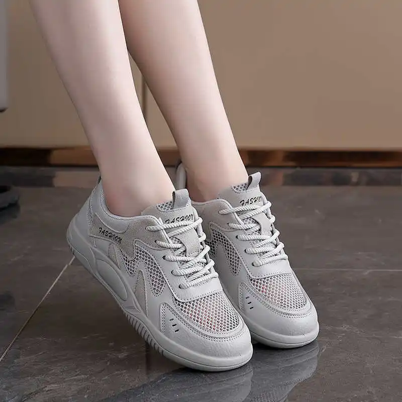 

Женская обувь на платформе из искусственной кожи больших размеров 42, 43, 44, 45, 46, модельные туфли на коротком каблуке, роскошные кроссовки на высоком каблуке, спортивные спортивные кроссовки