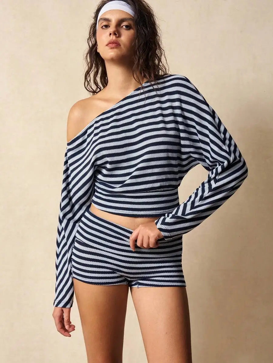 

Women Blue Striped Off-Shoulder Long Sleeve Top And Fold-Up Waist Shorts Set