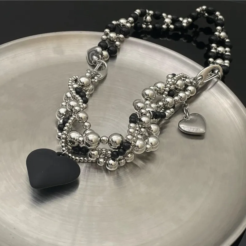 HUANZHI Silver Color Beaded Black Heart Necklace Punk Hip-hop Heavy Duty Collarbone Chain Exaggerated Jewelry for Women Men New