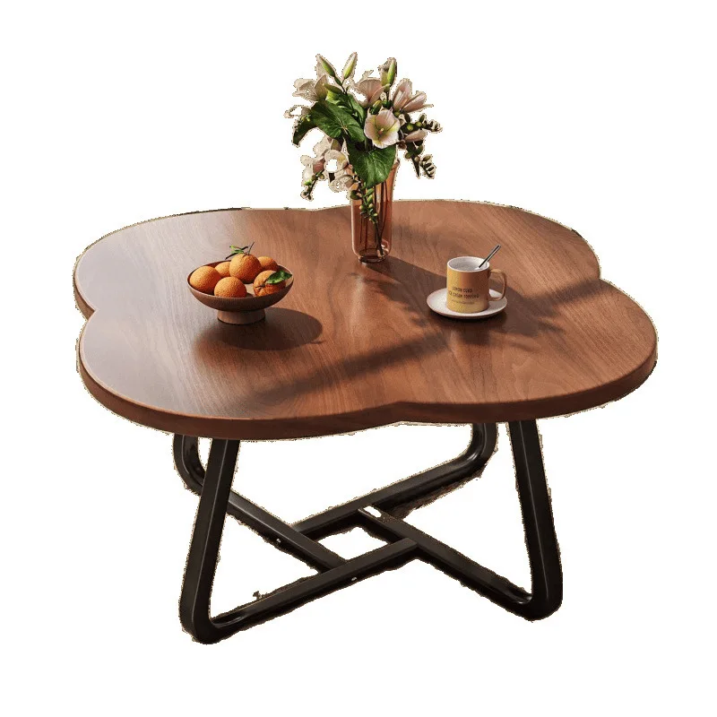 Журнальный столик, небольшая гостиная в квартире, легкий роскошный современный столик с четырьмя лепестками клевера