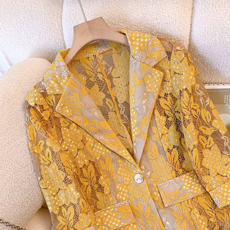 2026 Summer Light and Thin Small Blazer Women's New Fashion Korean Version of Casual and Beautiful Temperament Hollow Suit Top