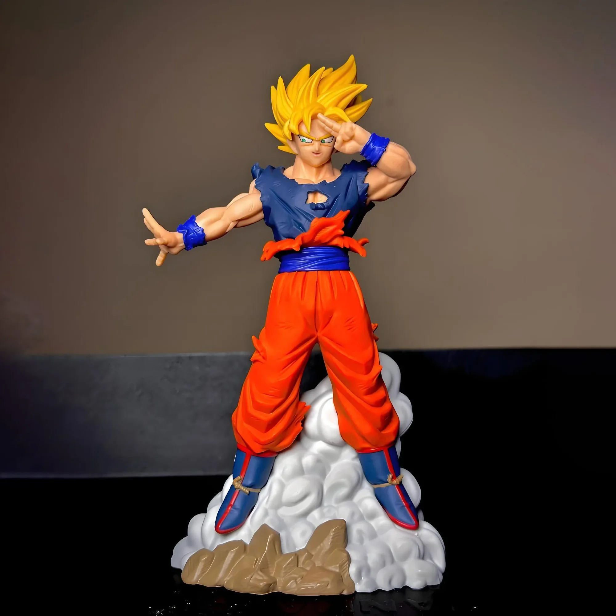 13cm Dragon Ball Z Anime Figure Super Saiyan Goku Action Figure Pvc Model Statue Doll Collection Decoration Toys Gift Ornaments