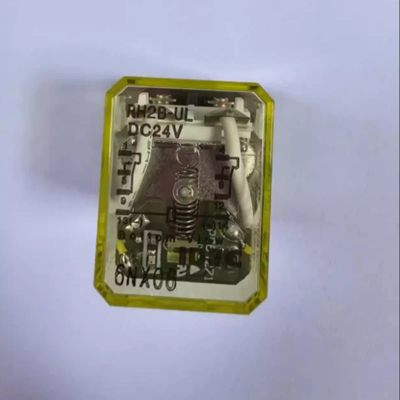

NEW original IDEC RH2B-UL-D24 Power relay