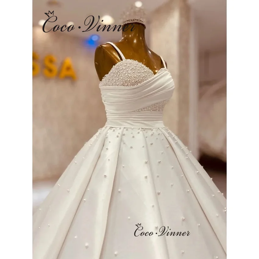 Abito da sposa in raso con perline di perle personalizzate 2025 Cinghie piccole Abito da ballo Stile elegante Abiti da sposa principessa da donna W1444