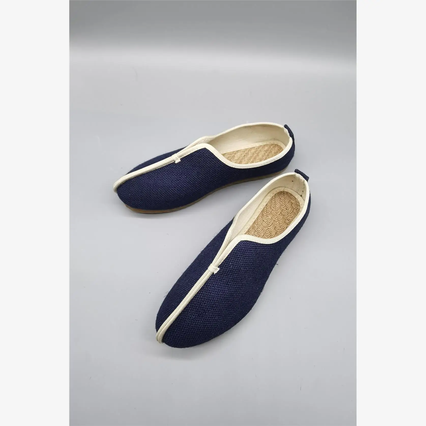 

Мужские слипоны в старинном пекинском стиле: низкие, на плоской подошве, с мягкой подошвой, из льняного материала, с цветовыми блоками