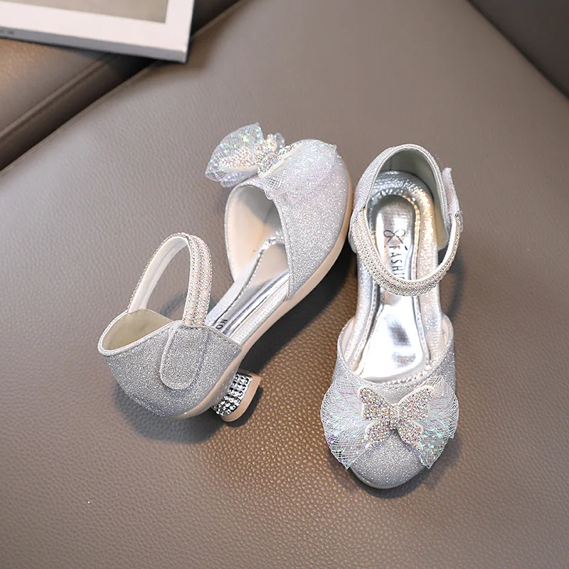 

Children Fashion Girls Sandals for Party Wedding Shows Soft Low Heels Toes Wrapped Butterfly Elegant Princess Mary Jane Shoes