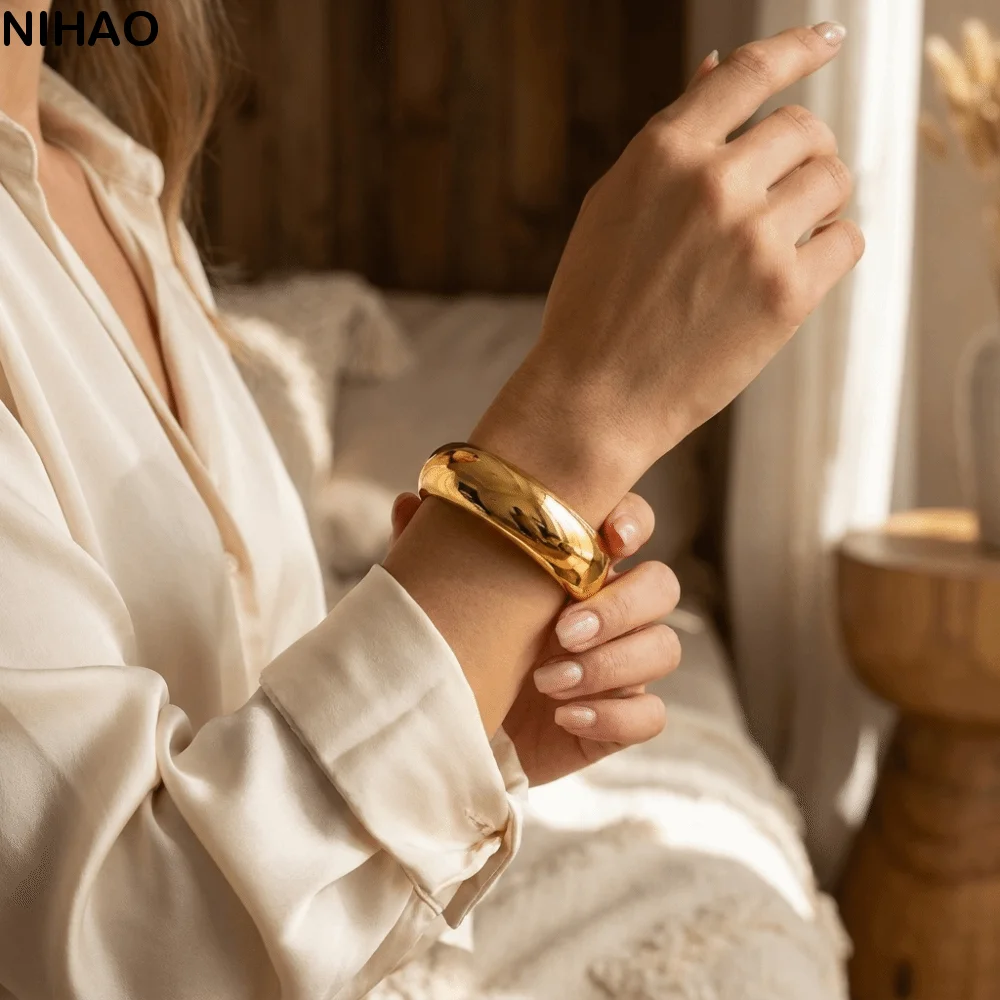 French Style Arched Stackable Bangles Gold Metal Smooth Cuff Cuff Bracelet Geometric Multi-Functional Wide Bangle Casual