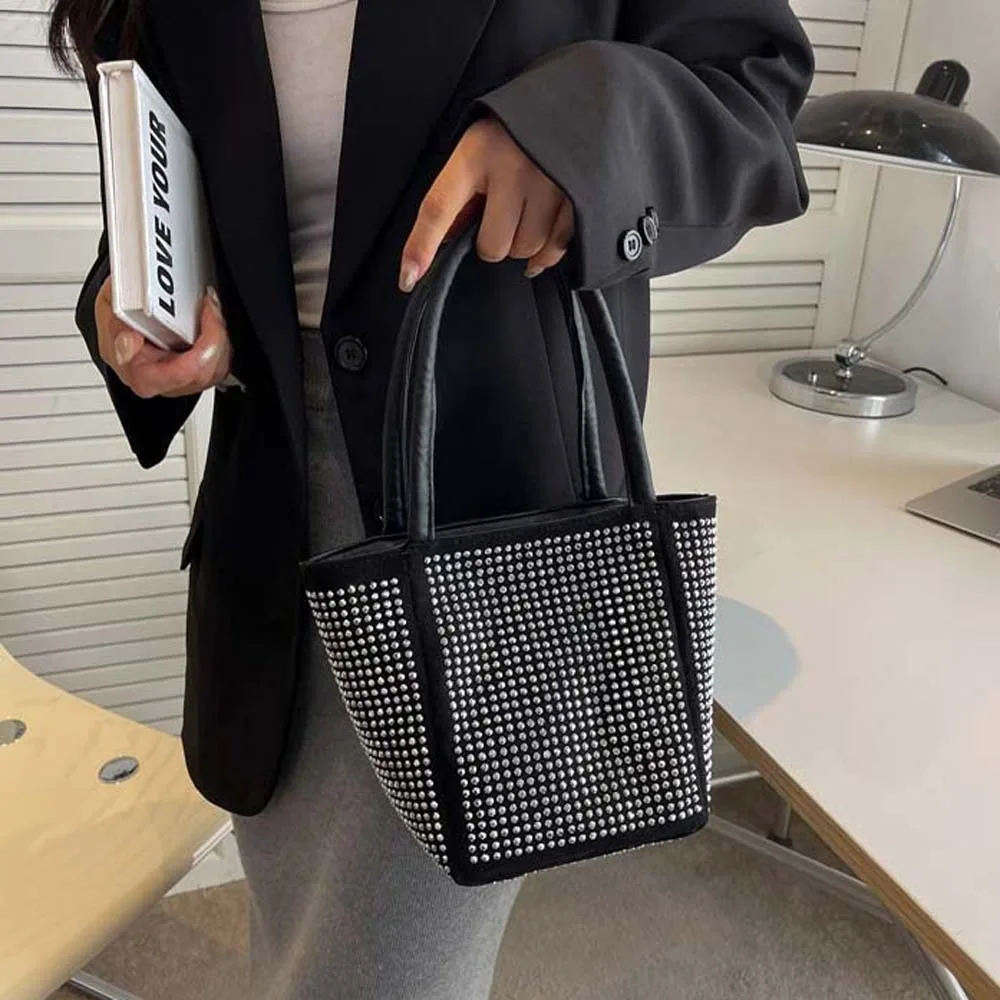 

Fashion Elegant Bright Rhinestone Shoulder Bag PU Classical Sparkling Square Bag Small Square Pouch Silver Bucket Handbag Party