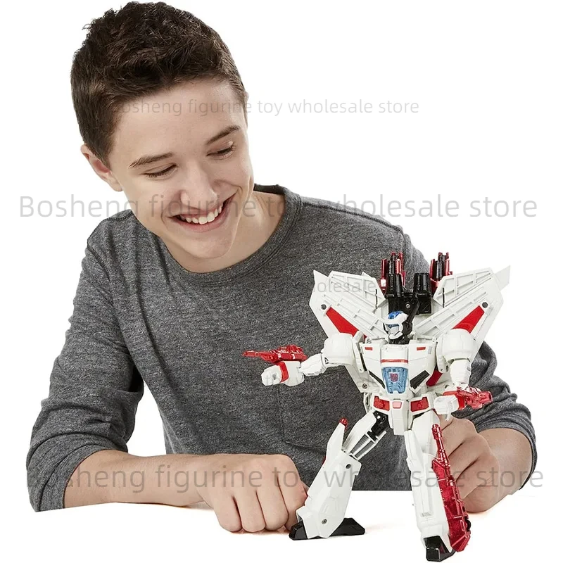 ألعاب هاسبرو المتحولة Scramble لسلسلة Cybertron G1 Wfc لعبة Jetfire Flyer الجديدة في المخزون