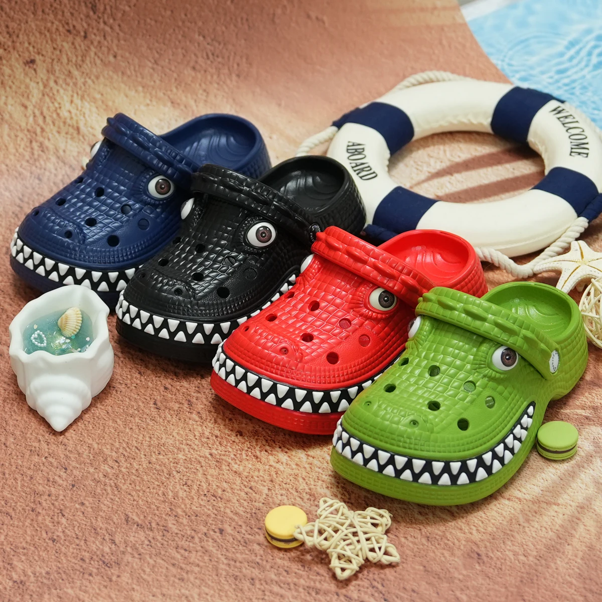 

New Cartoon Crocodile Dinosaur Shoes, Tyrannosaurus Breathable Shoes, Soft and Comfortable, Boys and Girls' Clogs 617