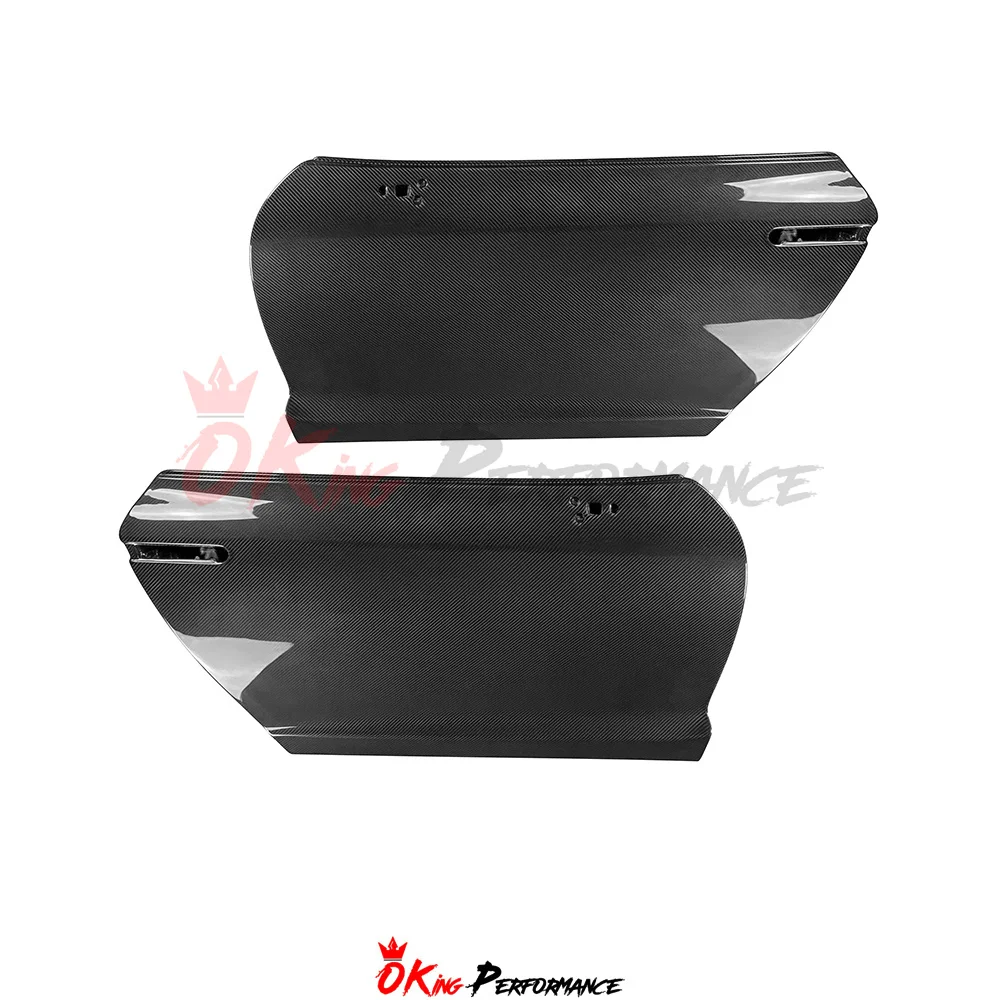

Dry Carbon Fiber Door for Nissan R35 GTR 2008-2019