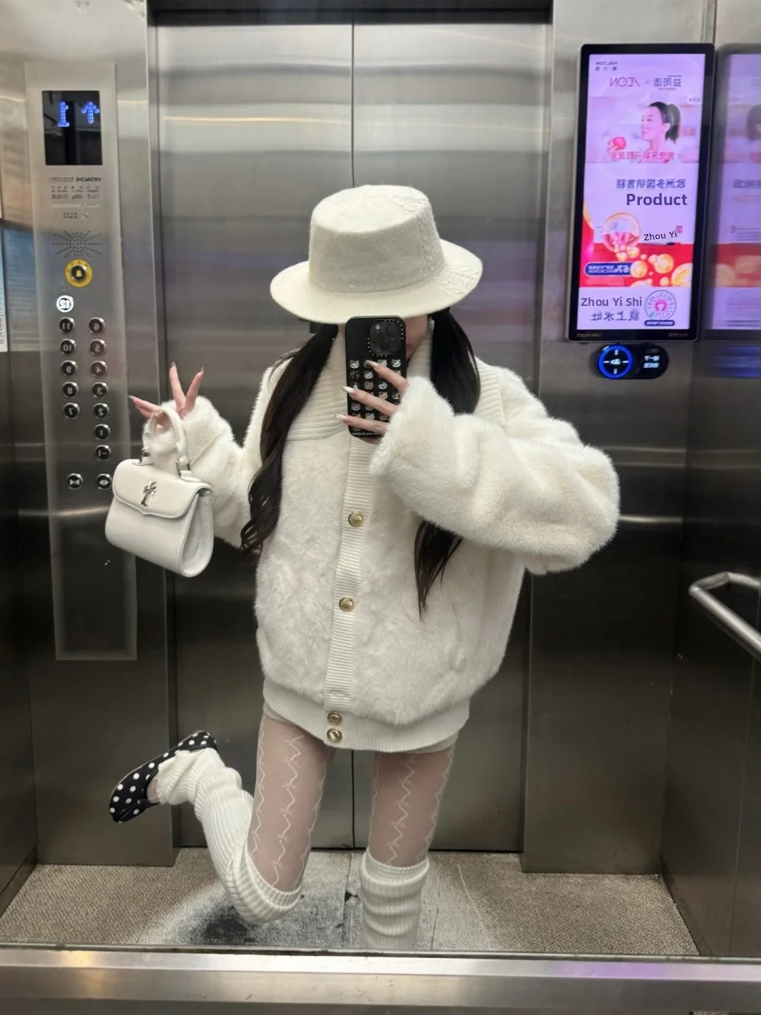 

Белый вязаный свитер-пальто с воротником из искусственного меха, женский, свободного кроя, осенне-зимний, повседневный стиль, дышащий, с длинными рукавами, на пуговицах