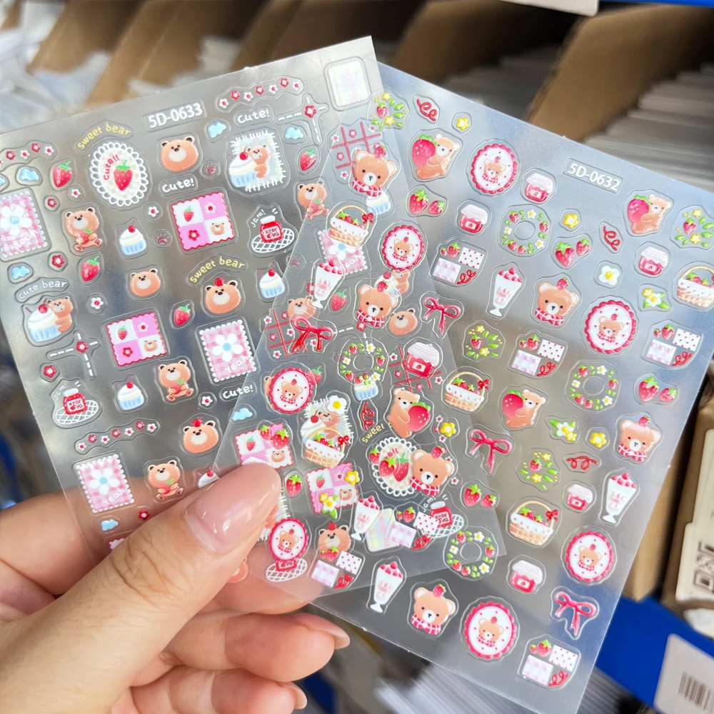 2 uds colorido 5D lindo oso Nail Art pegatina pastel fresa arco, corona de flores lindo oso estrellas cereza autoadhesivo manicura calcomanía