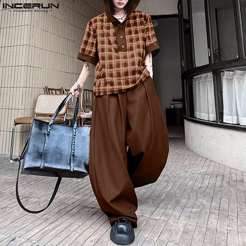 INCERUN Men Sets Plaid Patchwork Hooded Short Sleeve Hoodies & Pants Two Pieces Sets Streetwear 2025 Fashion Loose Men's Suits